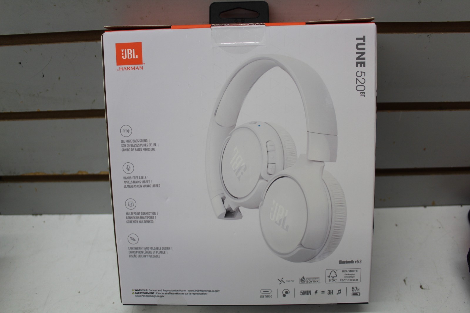 JBL Tune 520BT Wireless Headphones – White – Bluetooth v5.3 – NEW FREE SHIPPING