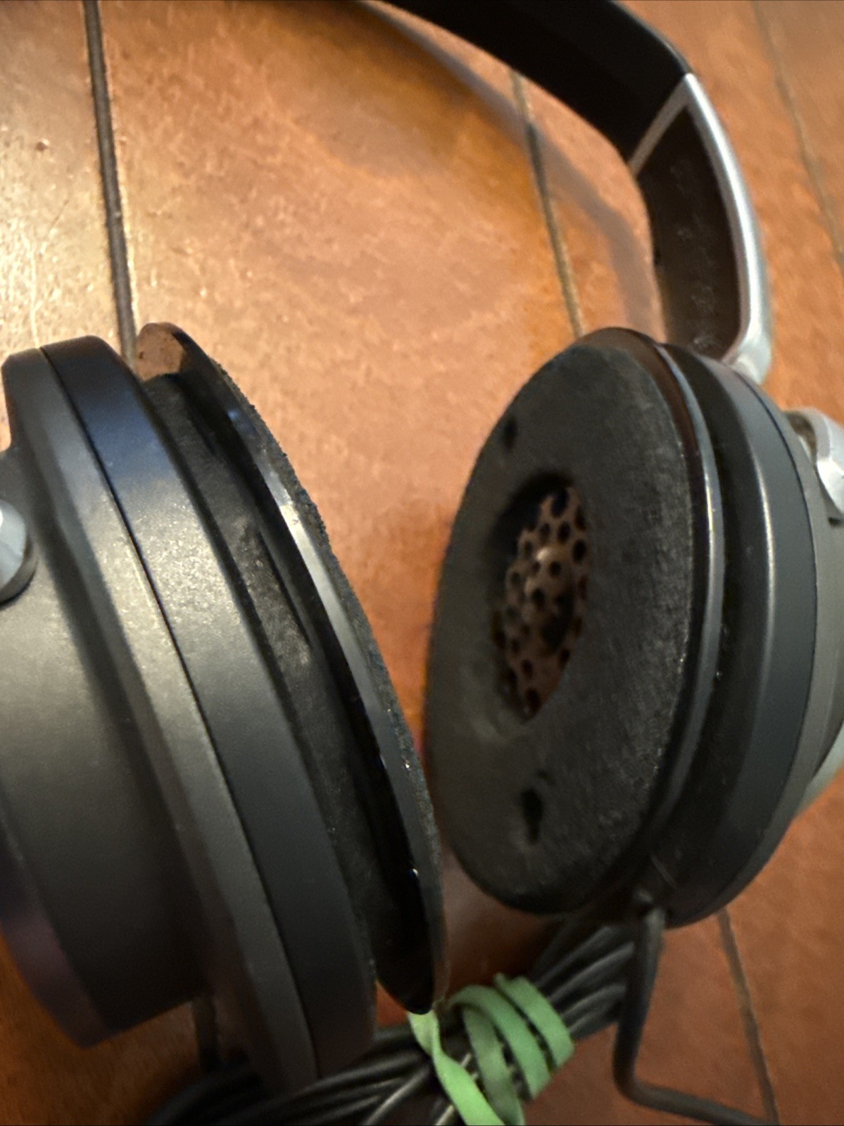 Sony MDR-NC6 Headband Headphones – Silver