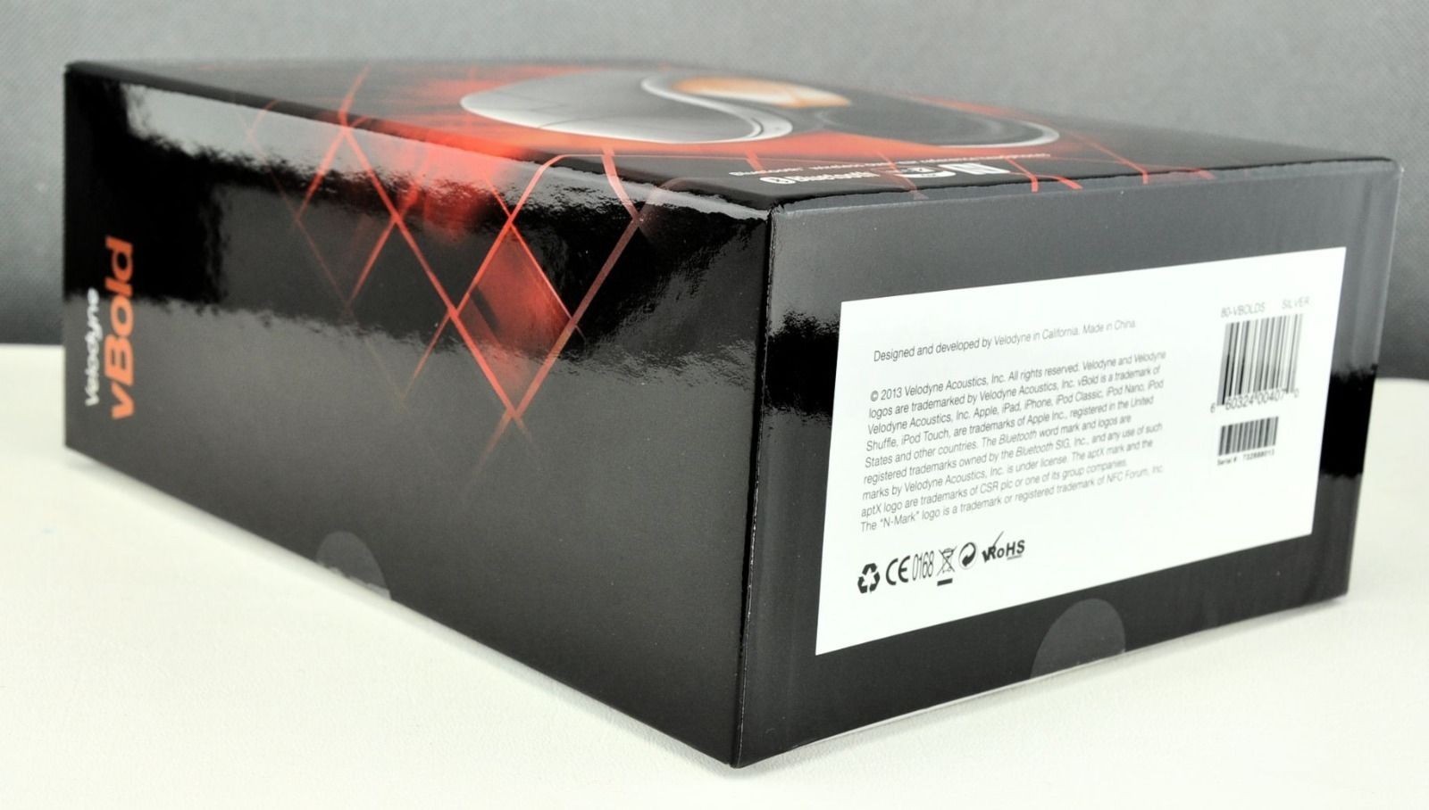 New Authentic Velodyne VBOLD OVER-EAR BLUETOOTH HEADPHONES 30Feet aptX