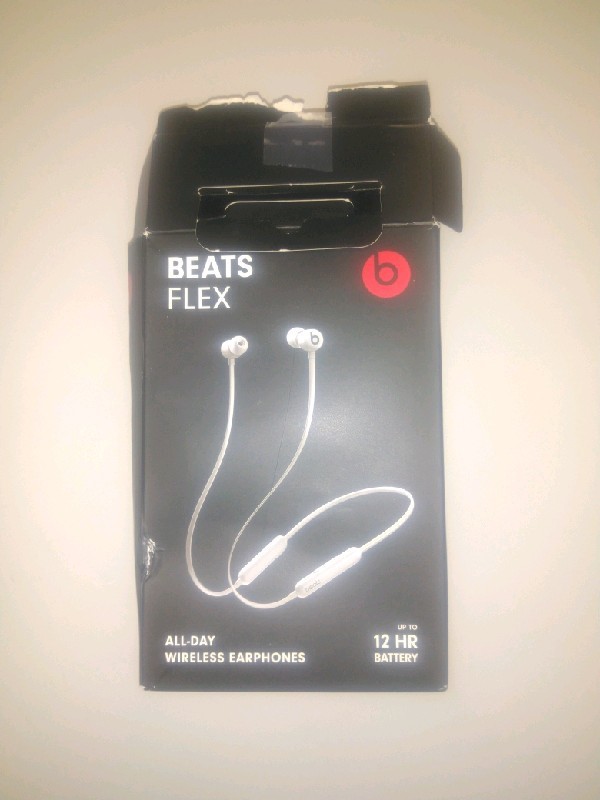 Beats Flex ‎MYME2LL/A Neckband Headphone Smoke Gray Wireless Built-in Microphone