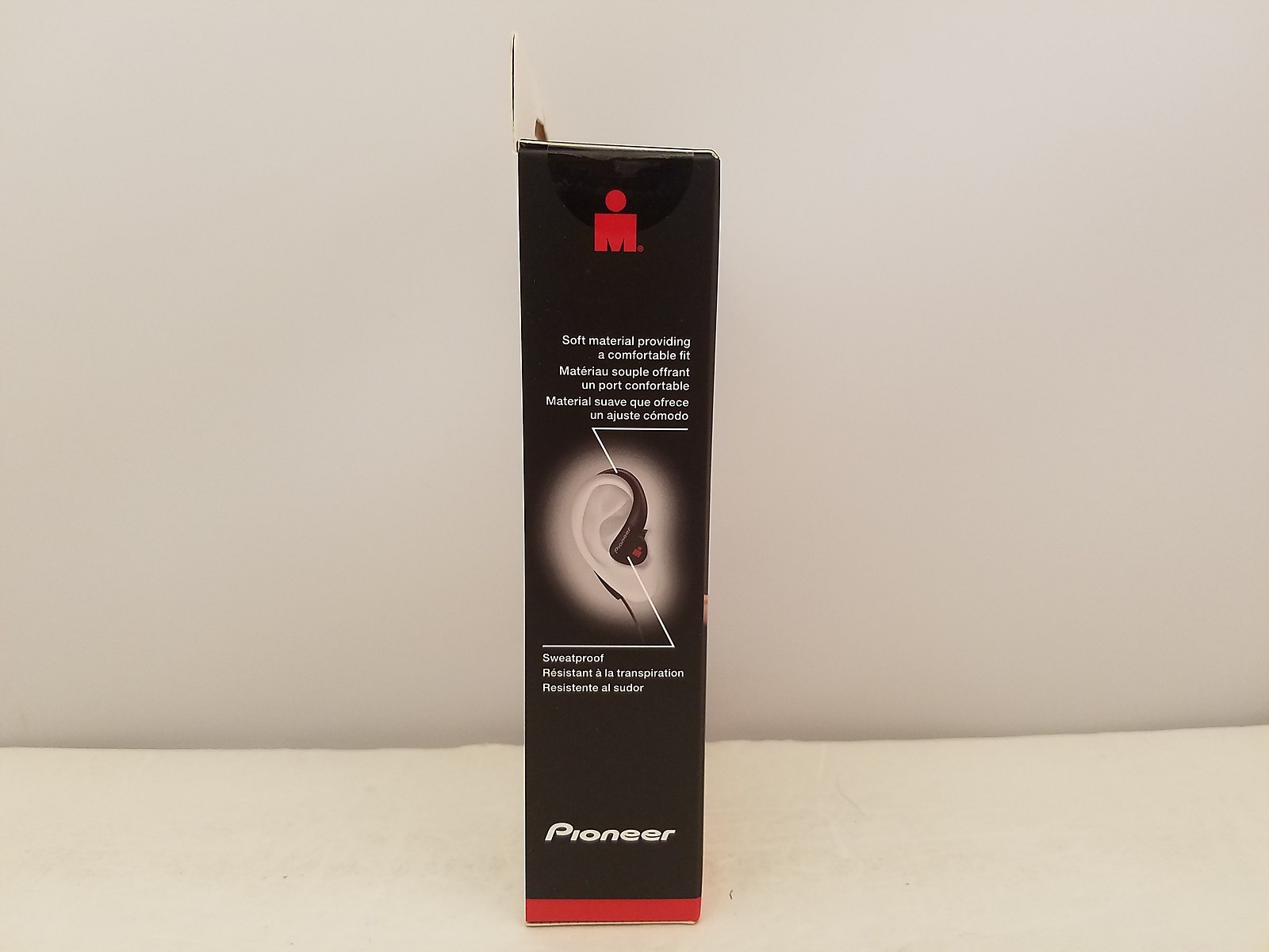 Pioneer IRONMAN E3 Sports Earphones | Black | SE-E3M(B) | SE-E3M(B)CC | Large