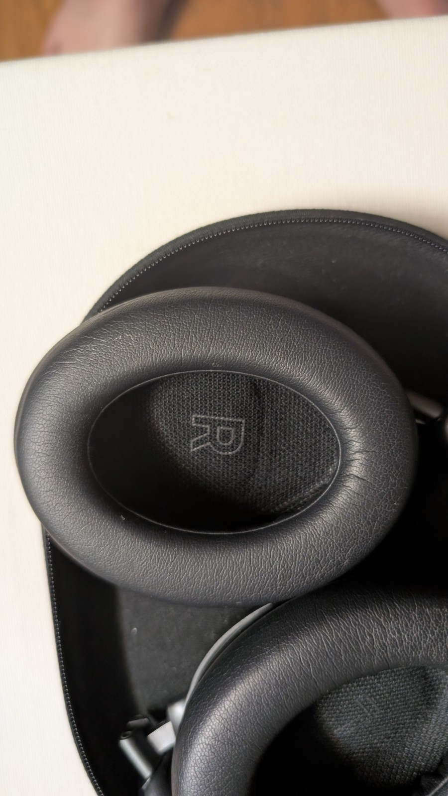 Bose QuietComfort QC Ultra Headphones Gen 1 Black – READ