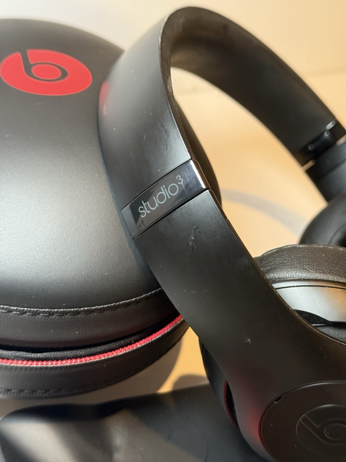 Beats Studio3 Wireless Over-Ear Bluetooth Headphones Black