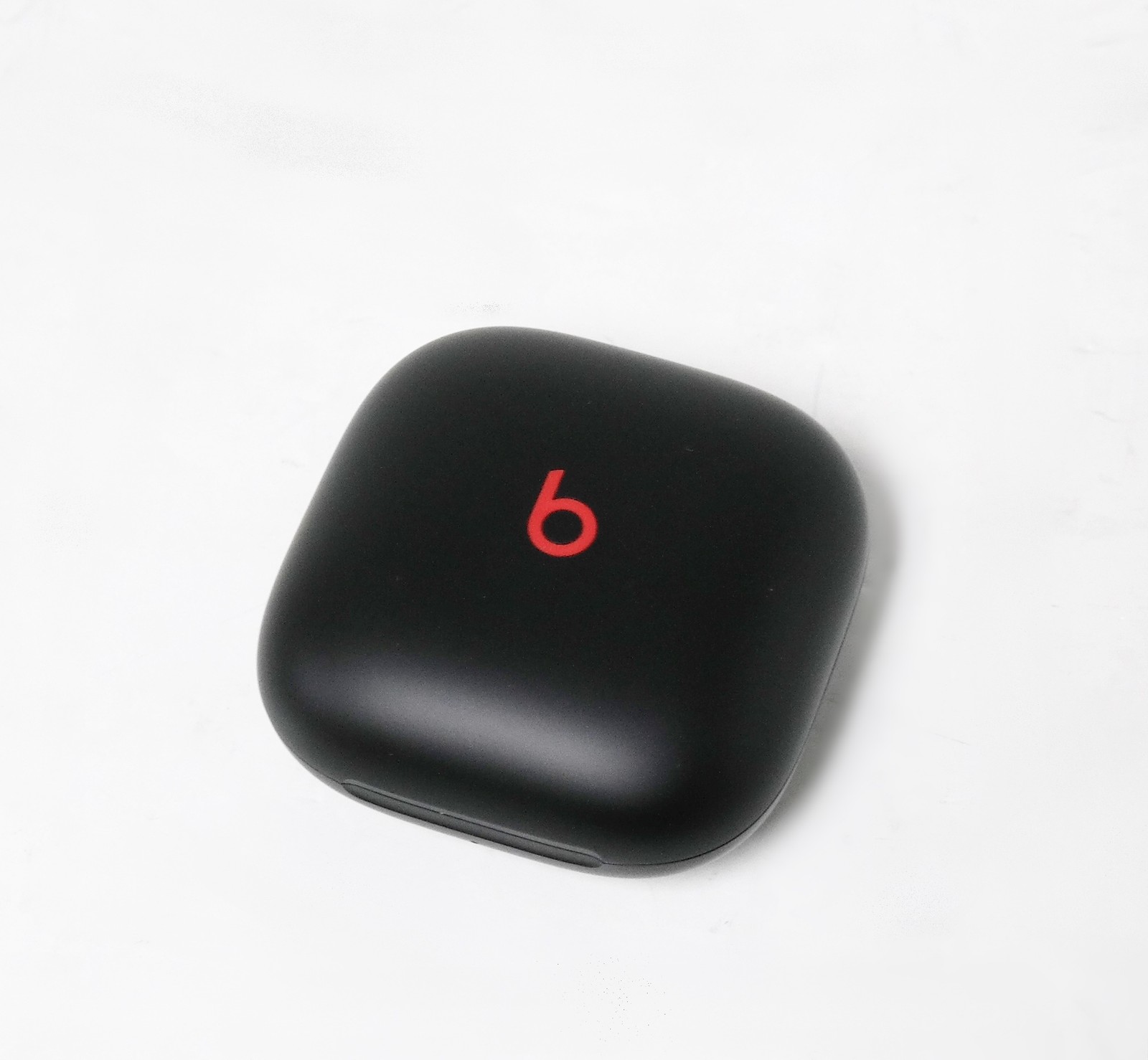 Genuine Beats by Dr. Dre Charging Case for Fit Pro Earbuds MK2F3LL/A Black