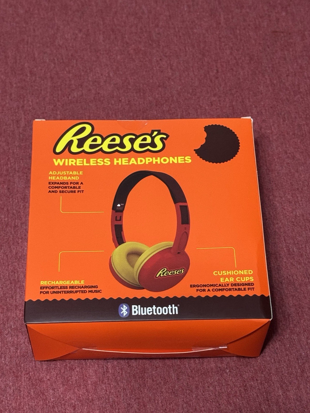 🔥Limited Edition Wireless Headphones Reese’s Edition Bluetooth NIB🔥