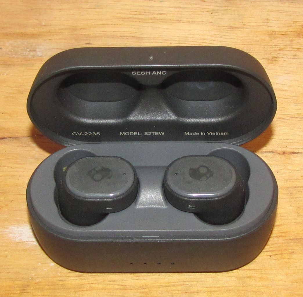 Skullcandy Sesh ANC True Wireless Earbuds Black S2TEW Noise Cancelling BT 5.2
