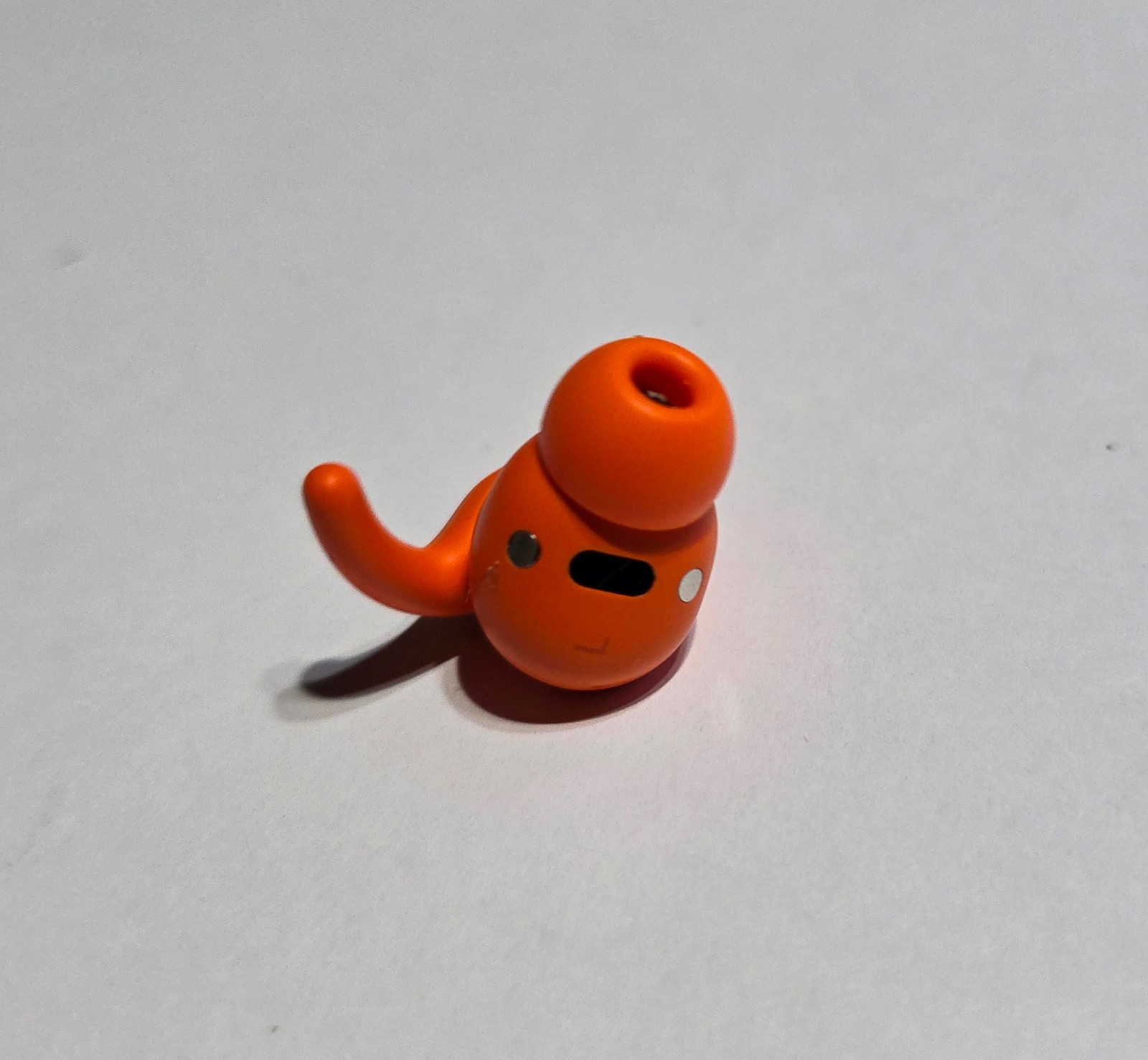 Unused Original Spark Orange Powerbeats Fit Wireless LEFT SIDE Earbud ME2M4LL/A