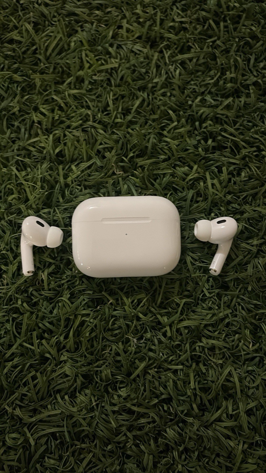 Apple AirPods Pro (2nd Gen) White Bluetooth Wireless In-Ear Earbuds, Mic