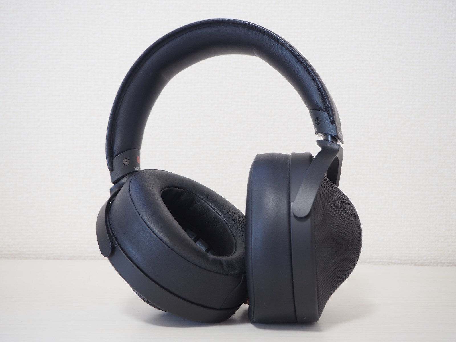 [Excellent] SONY MDR-Z1R Over-ear Stereo Headphones Japan With Cable Tested