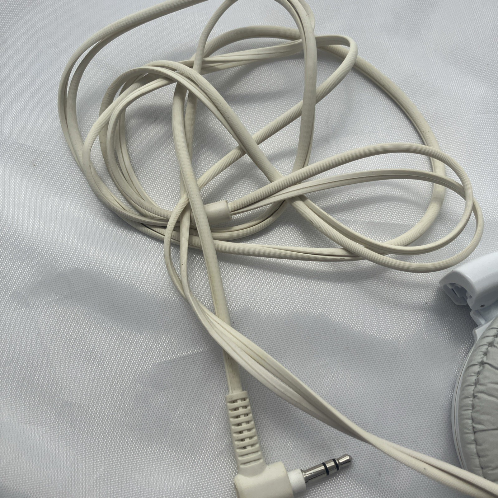 Sony MDR-ZX110AP White Wired Headphones with Built-In Microphone