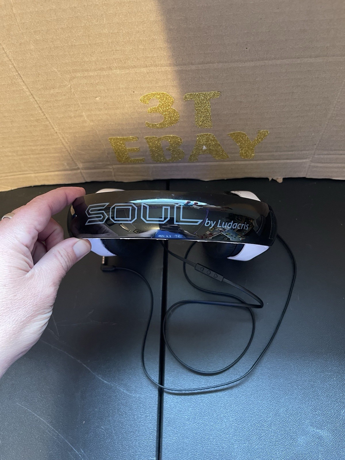 Soul By Ludacris Headphones Tested As Is Black White Hip Hop Rap R & B Music ?