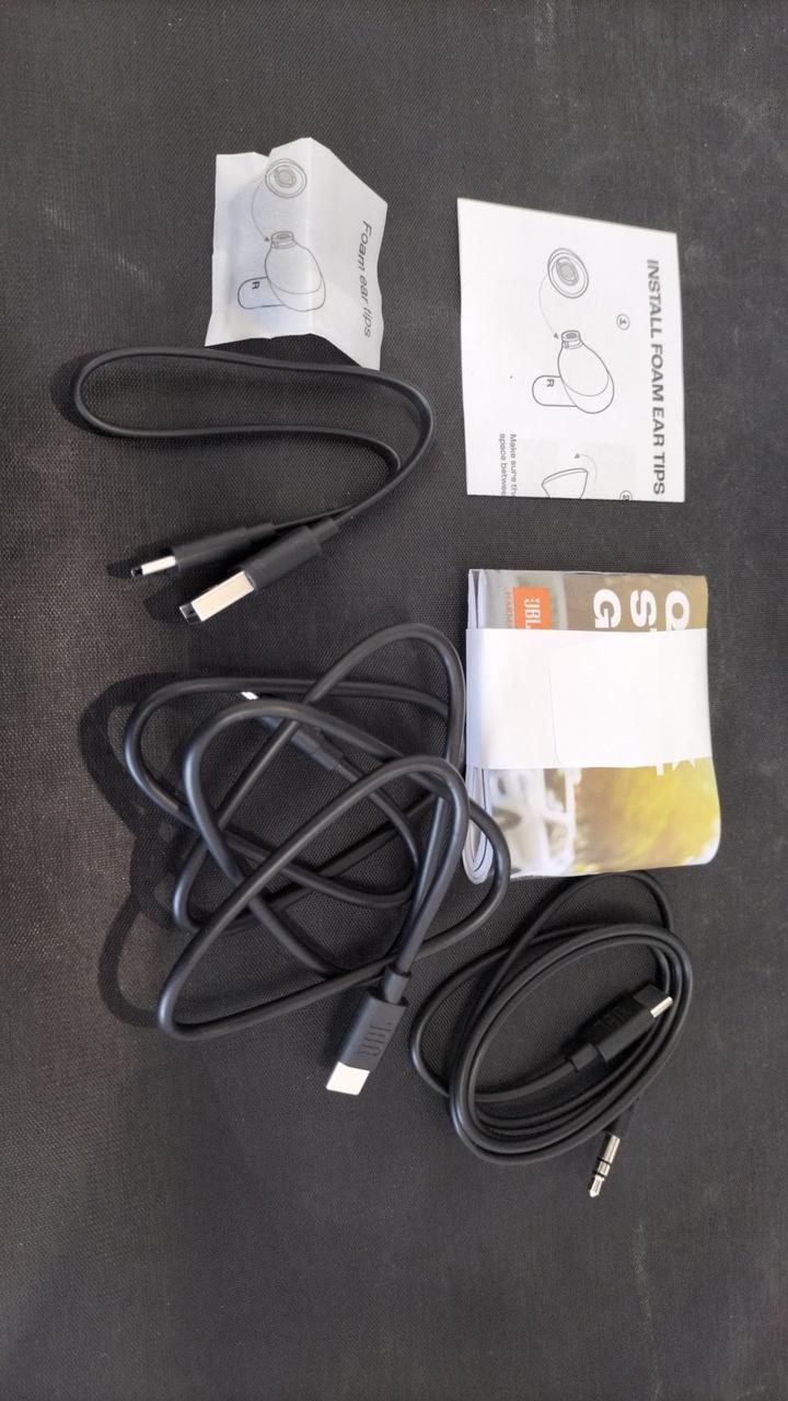 JBL Tour Pro 3 BT Earphones with Accessories