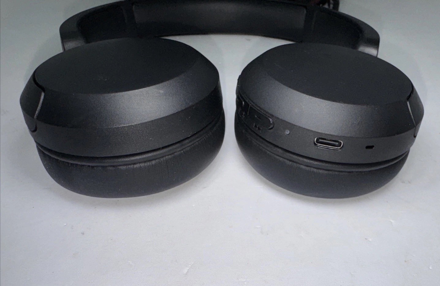 Sony WH-CH520 Wireless Headphones Bluetooth On-Ear Headset w/ Microphone, Black