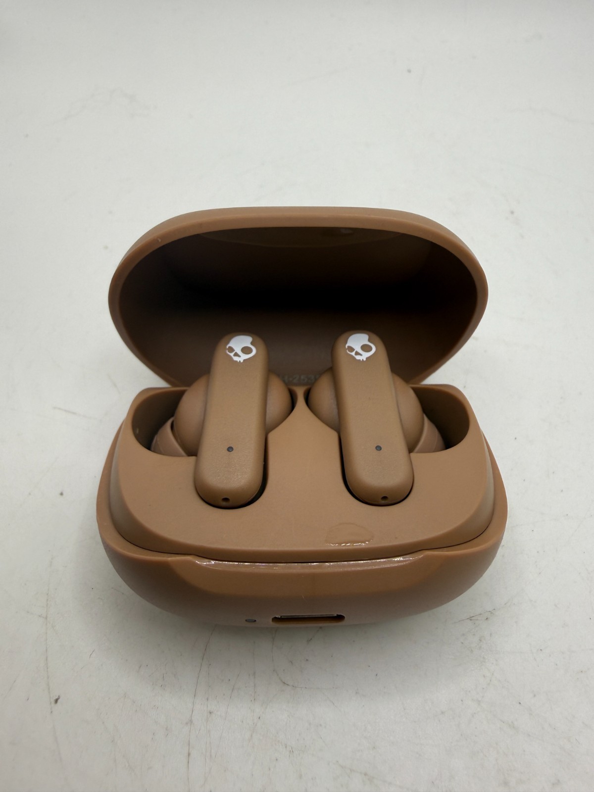 Skullcandy SCTAW True Wireless Earbuds Brown Bluetooth USB-C Mic