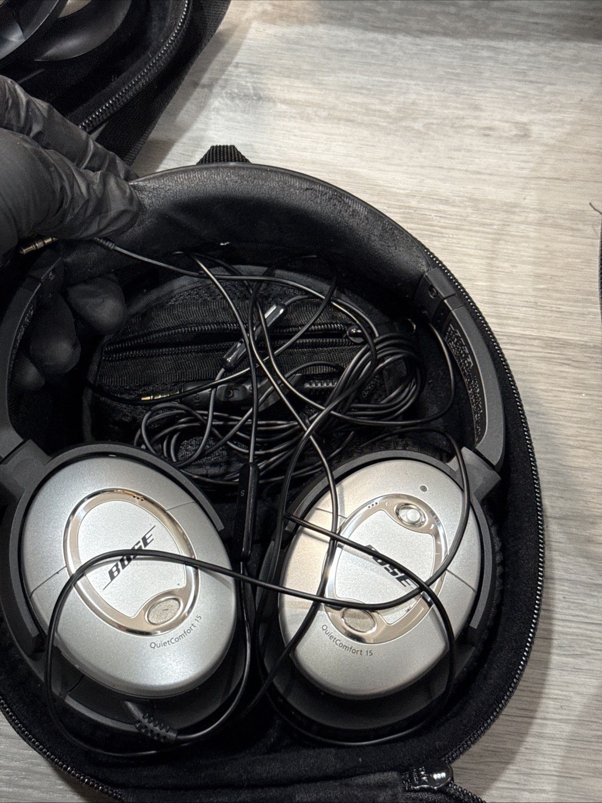 Lot Of 4 Bose QC15/QC3 Headphones with Noise Cancelling (Read Desc)
