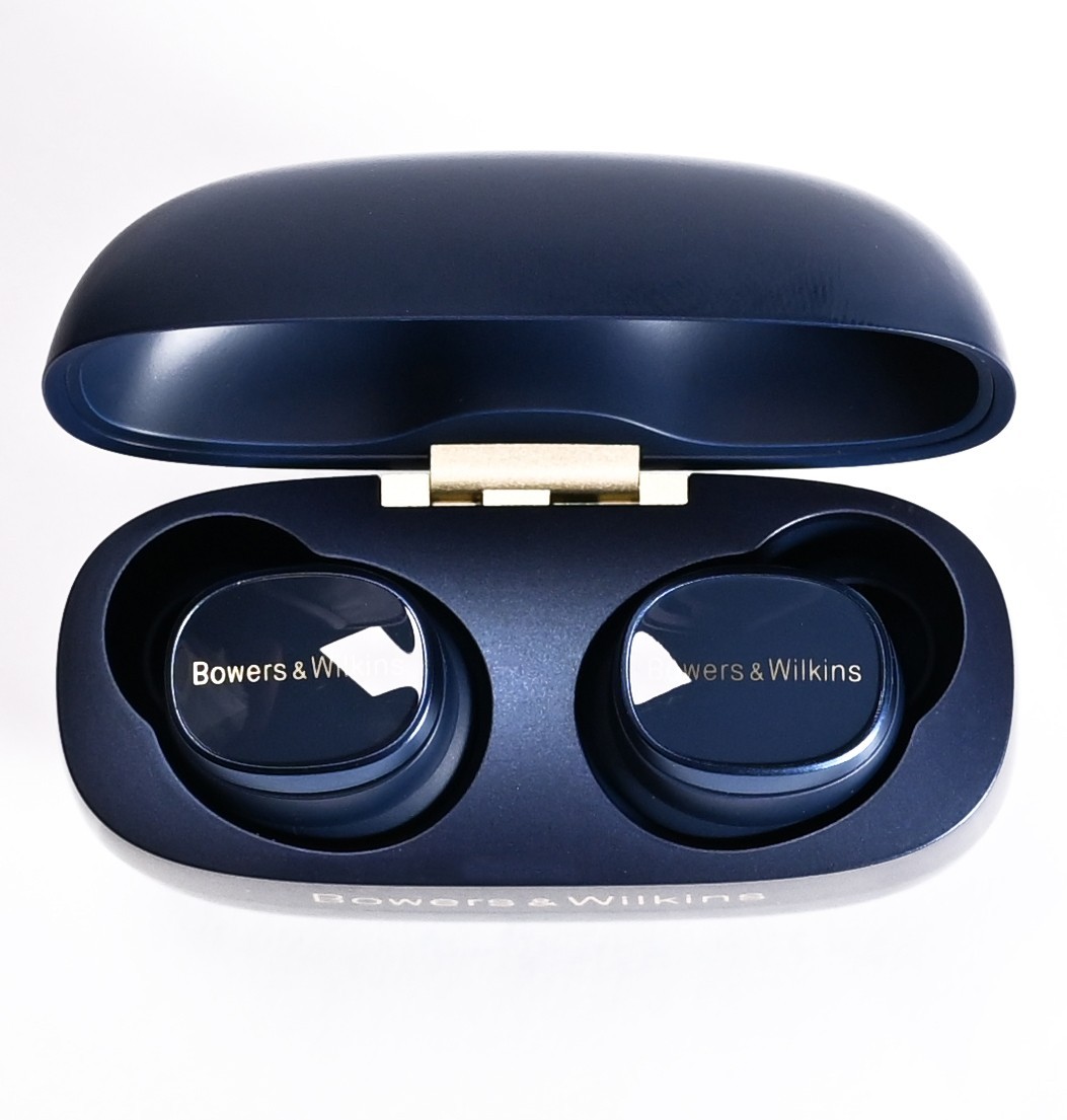 Bowers & Wilkins Pi8 – NEW True Wireless Earbuds with ALL Accessories (No Box)