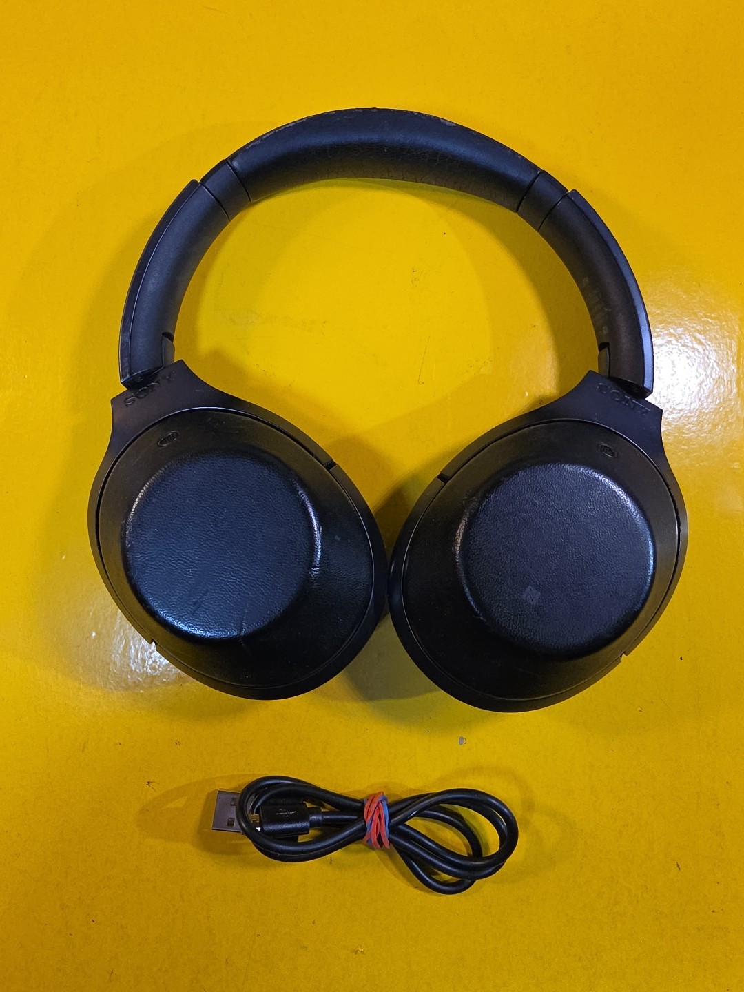 Sony MDR-1000x Noise Canceling Headphones B12