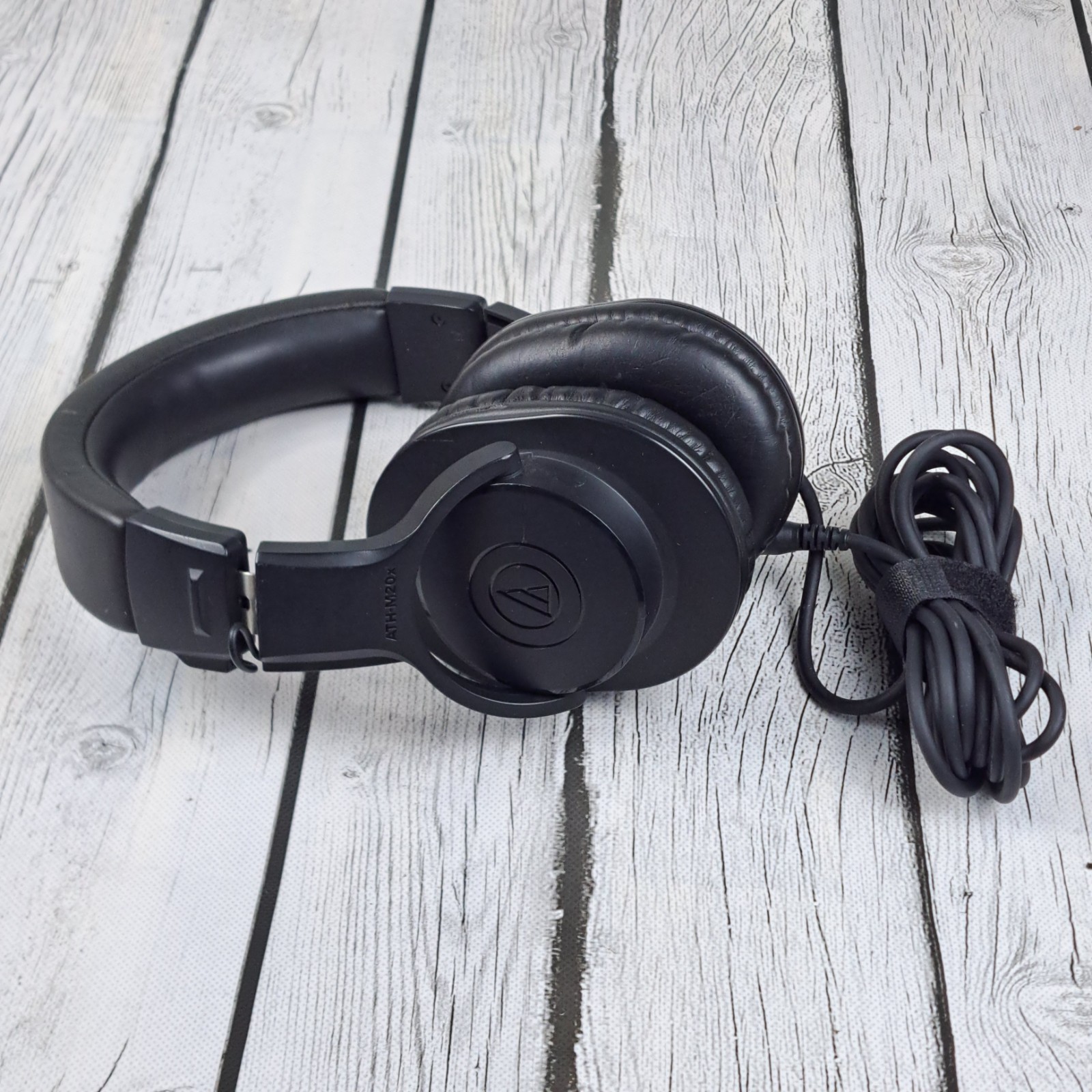 Audio-Technica ATH-M20X Professional Studio Monitor Headphones #2