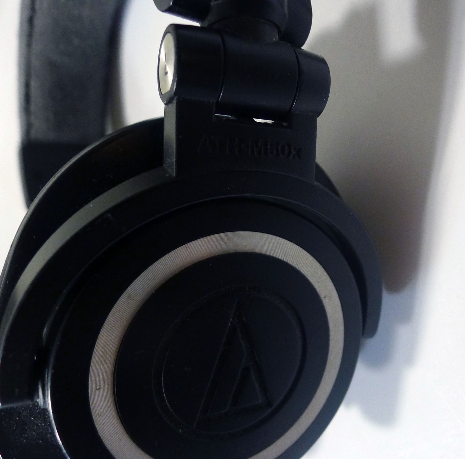 Audio Technica ATH M50X Headphones, Closed Back – HEADPHONES ONLY – TESTED