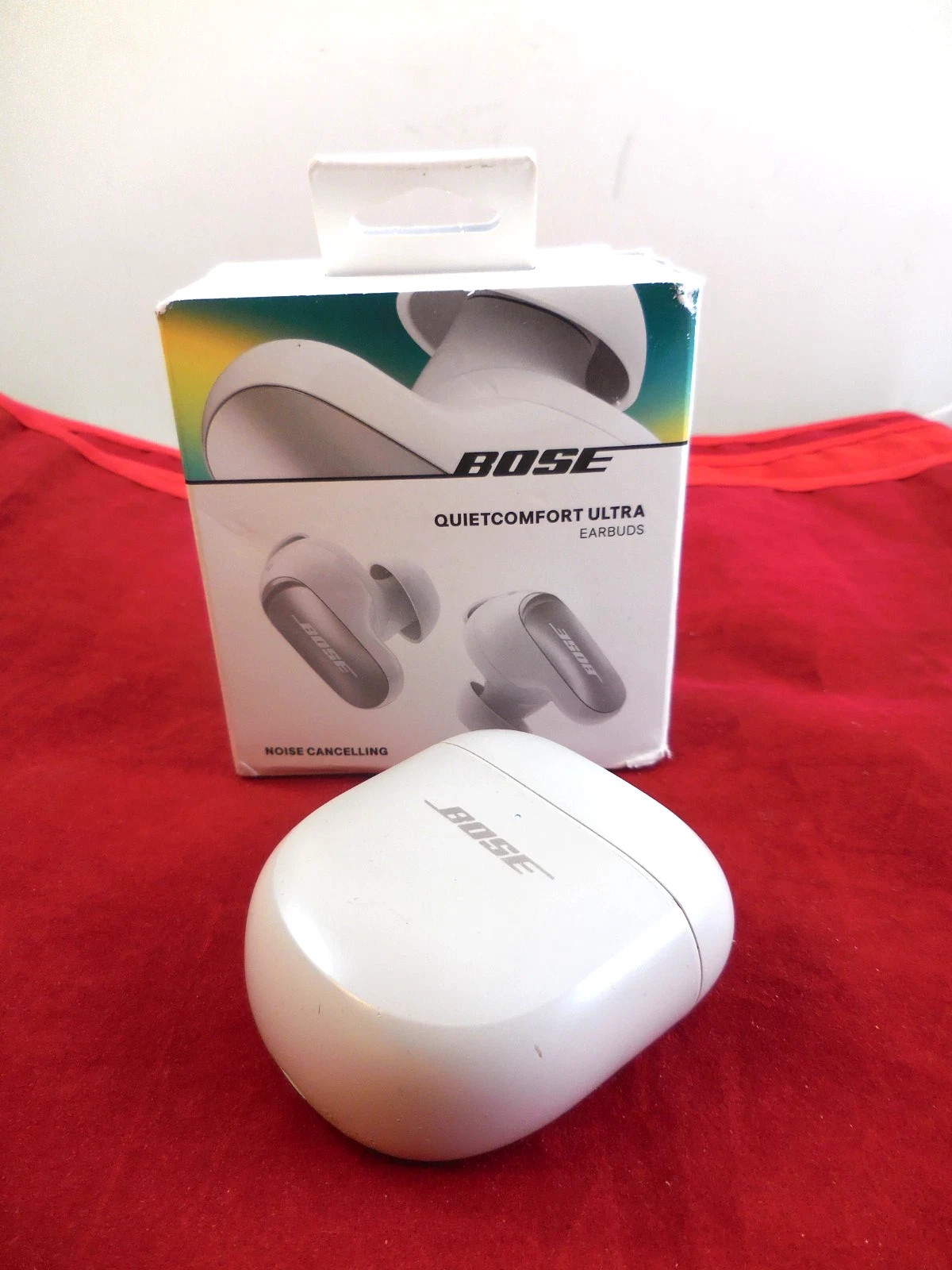 Bose QuietComfort Ultra Noise Cancelling REPLACEMENT CHARGING CASE -White Smoke