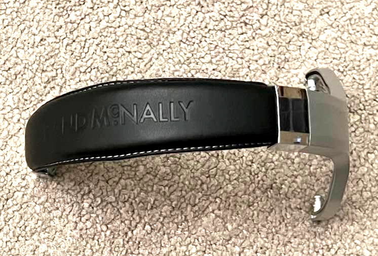 ORIGINAL REPLACEMENR ARCH / HOLDER FOR RAND MCNALLY CLEARDRYVE HEADPHONES SILVER
