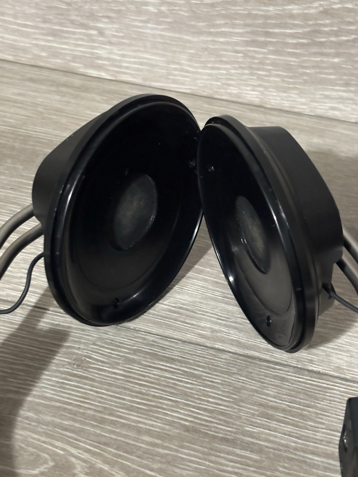 Fostex T20 Professional Studio Headphones WORKING – (NEED EAR-PADS AND WIRE)