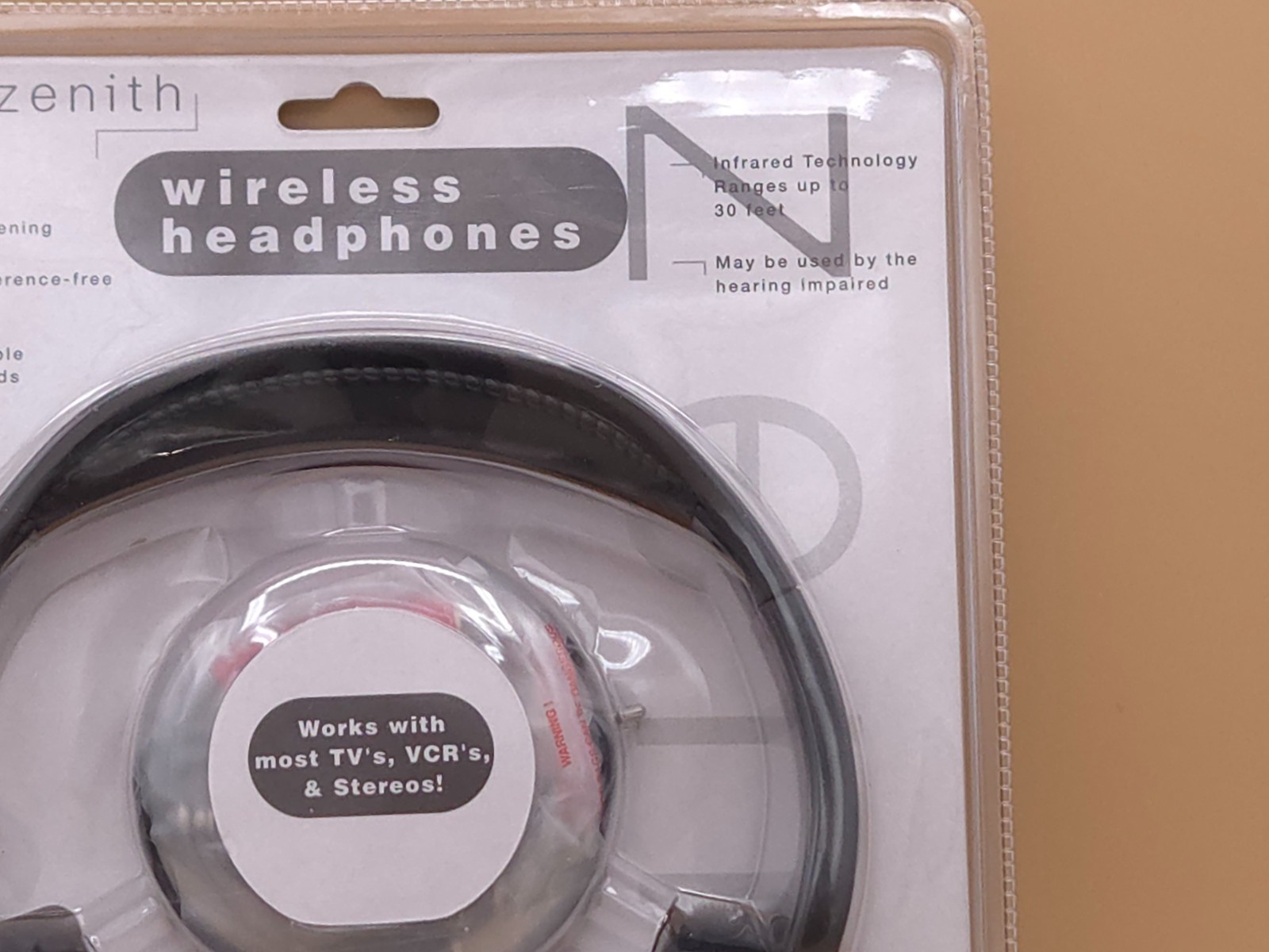 Vintage Zenith Wireless Headphones Kit Complete NIP Infrared Technology*See Desc