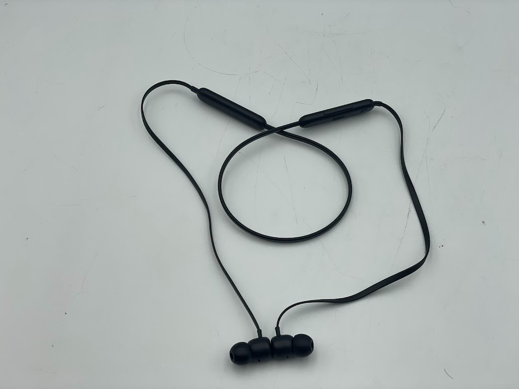 Beats by Dr. Dre Flex Wireless In-Ear Headphones – Beats Black