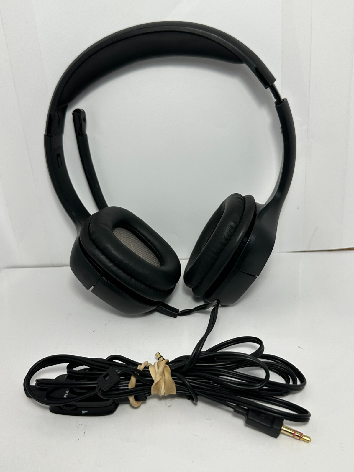 Plantronics A355 Wired Headphones with Mic Gaming Home Office