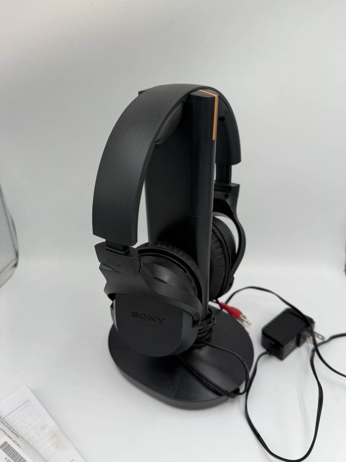 Sony Wireless Headphones WH-RF400R with Transmitter Dock TMR-RF400 (Read)