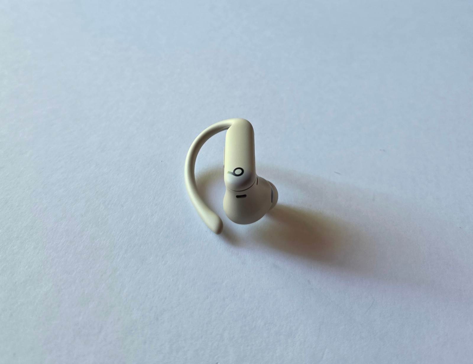 Unused OEM Quick Sand Powerbeats Pro 2 RIGHT SIDE ONLY Wireless Earbud MX733LL/A