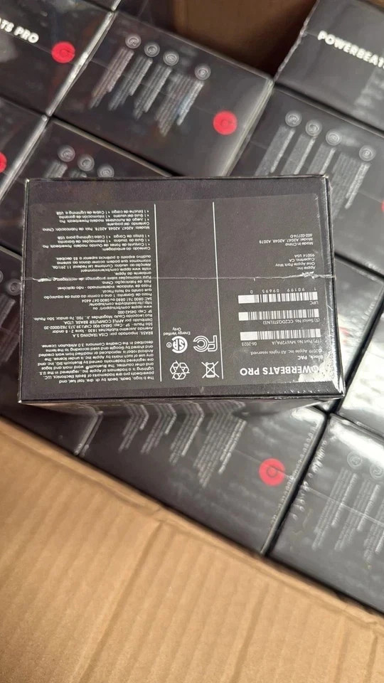 Beats by Dr Dre Powerbeats Pro Wireless In-Ear Bluetooth Earphones Black