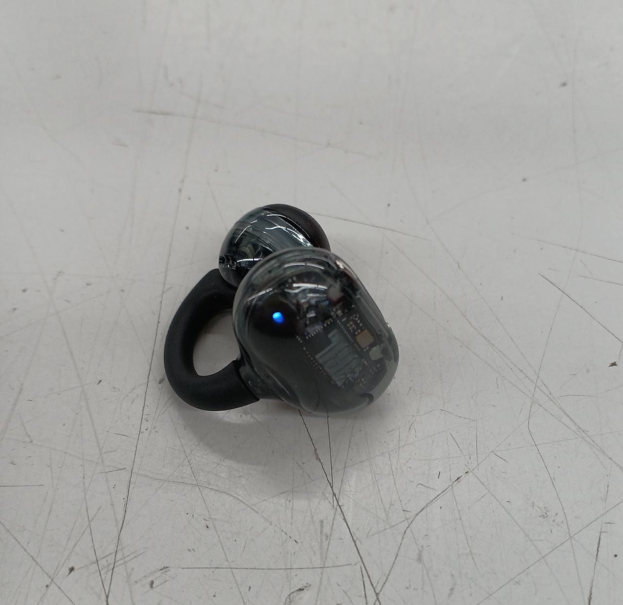 JBL SOUNDGEARCLIPS Wireless Earphones