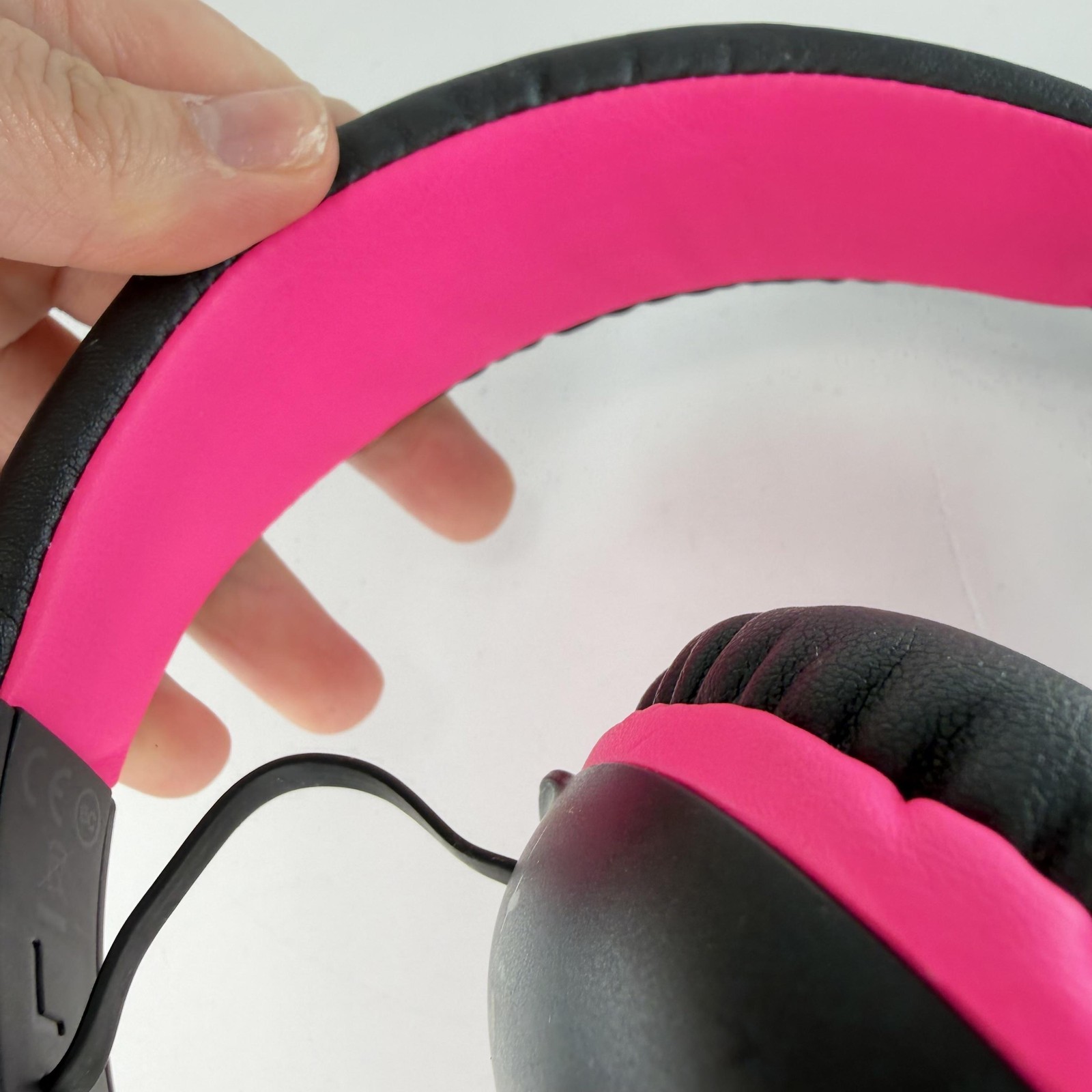 JLab JBuddies Pro Kids Over Ear Headphones Pink Bluetooth 3.5mm Micro-USB