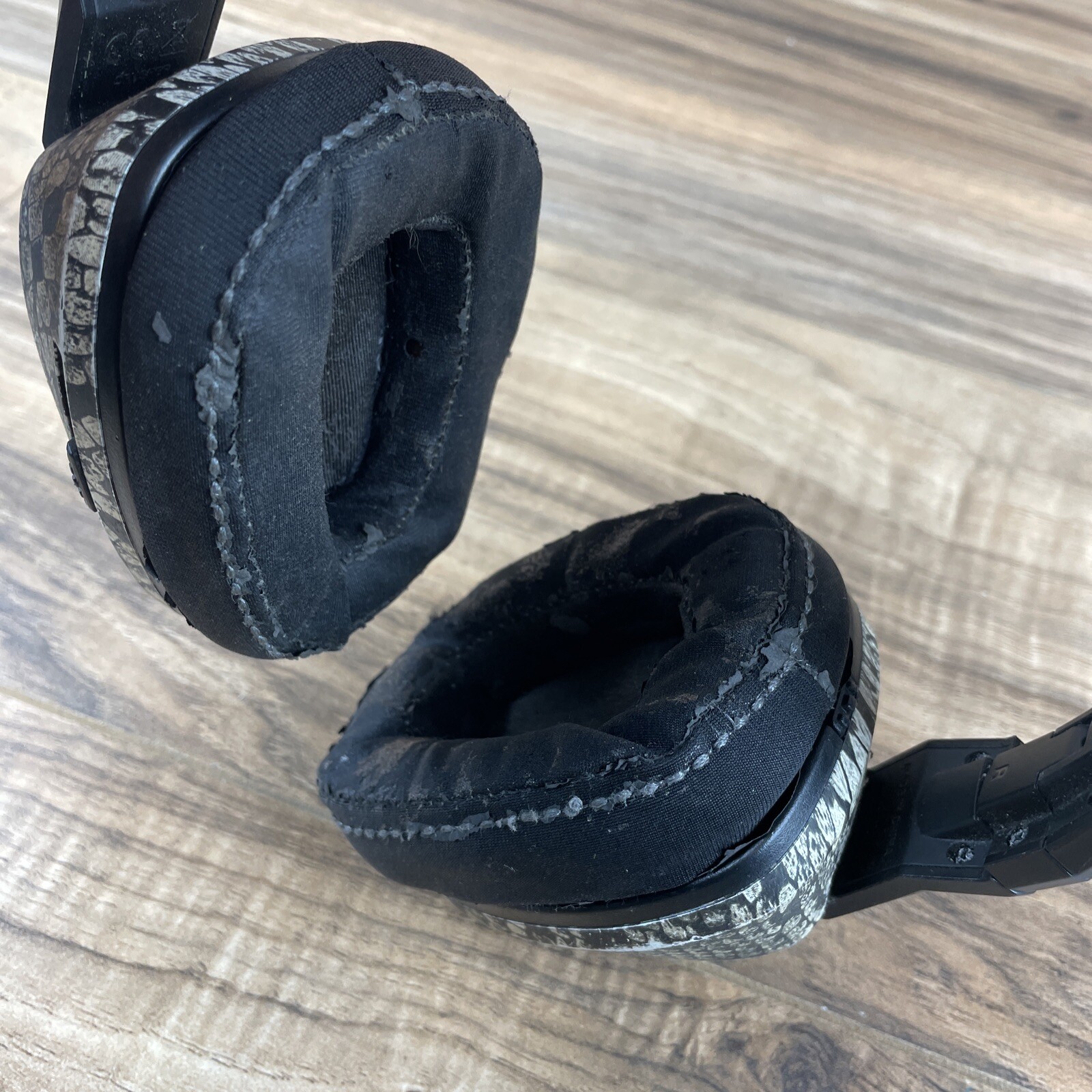 Skullcandy Jgscfy-103 Headphone⚠️Please See Picture Read Description⚠️