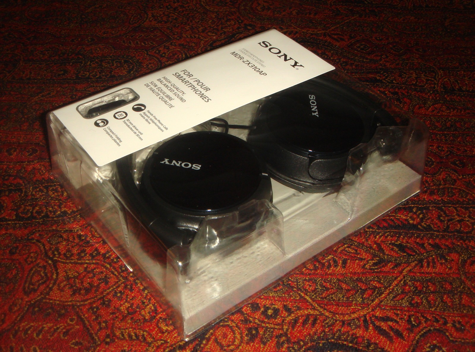 SONY MDR-ZX310AP HEADPHONES Wired Smartphones with Built In Mic Black NEW SEALED