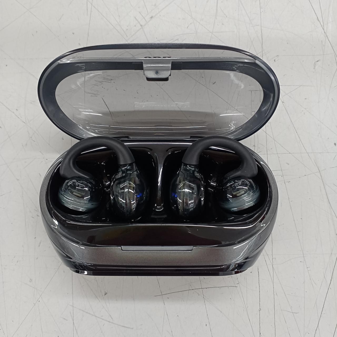 JBL SOUNDGEARCLIPS Wireless Earphones