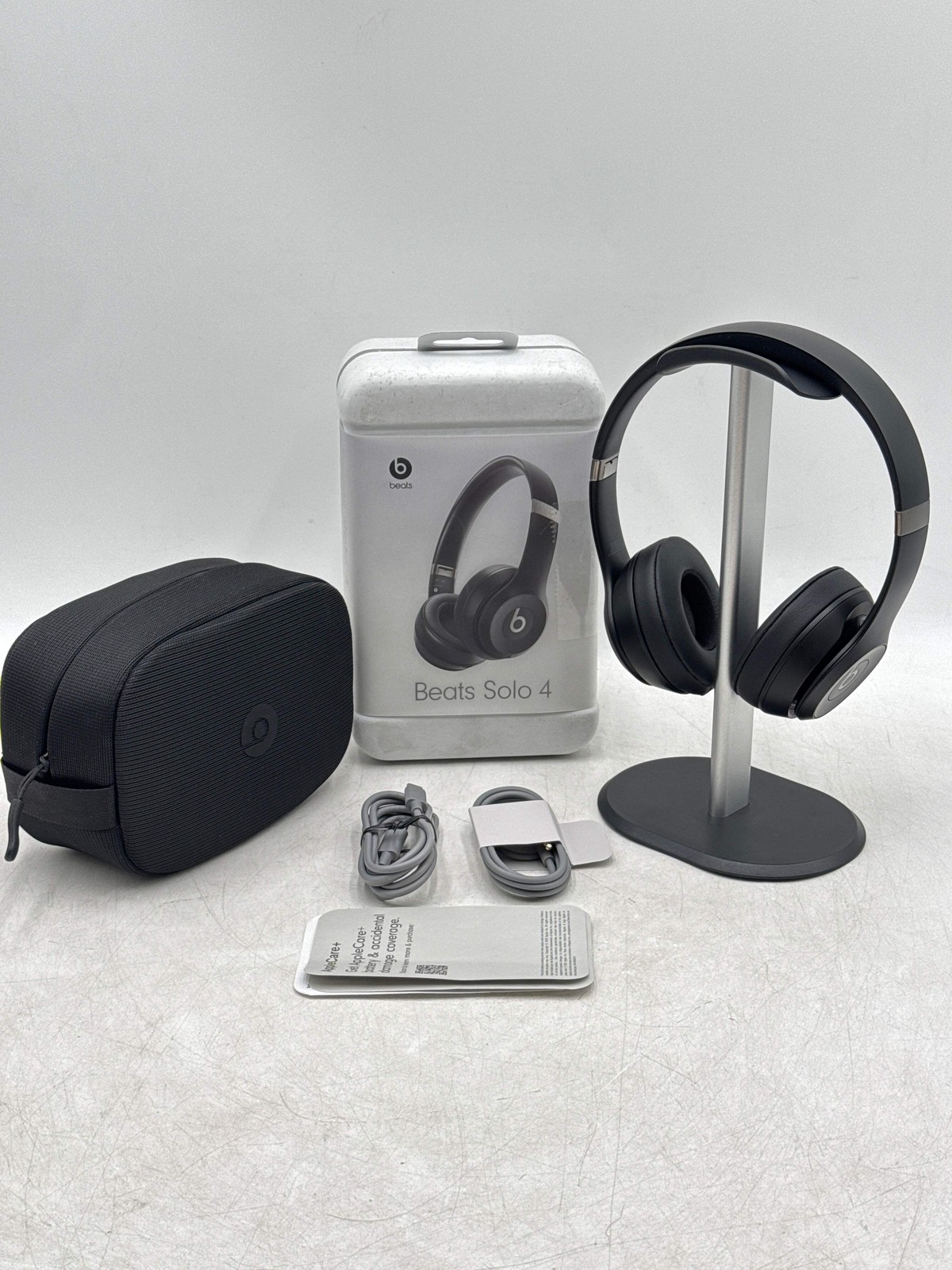 Beats Solo 4 Wireless On-Ear Headphones Black – Open Box
