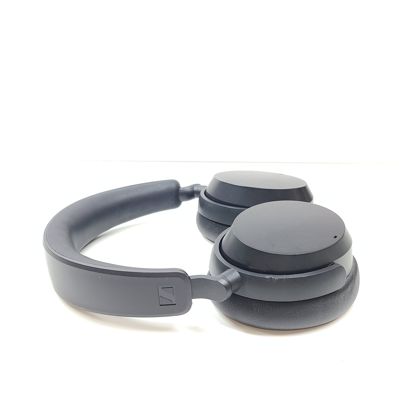 Sennheiser Accentum Wireless Bluetooth Headphones- Black Grade B