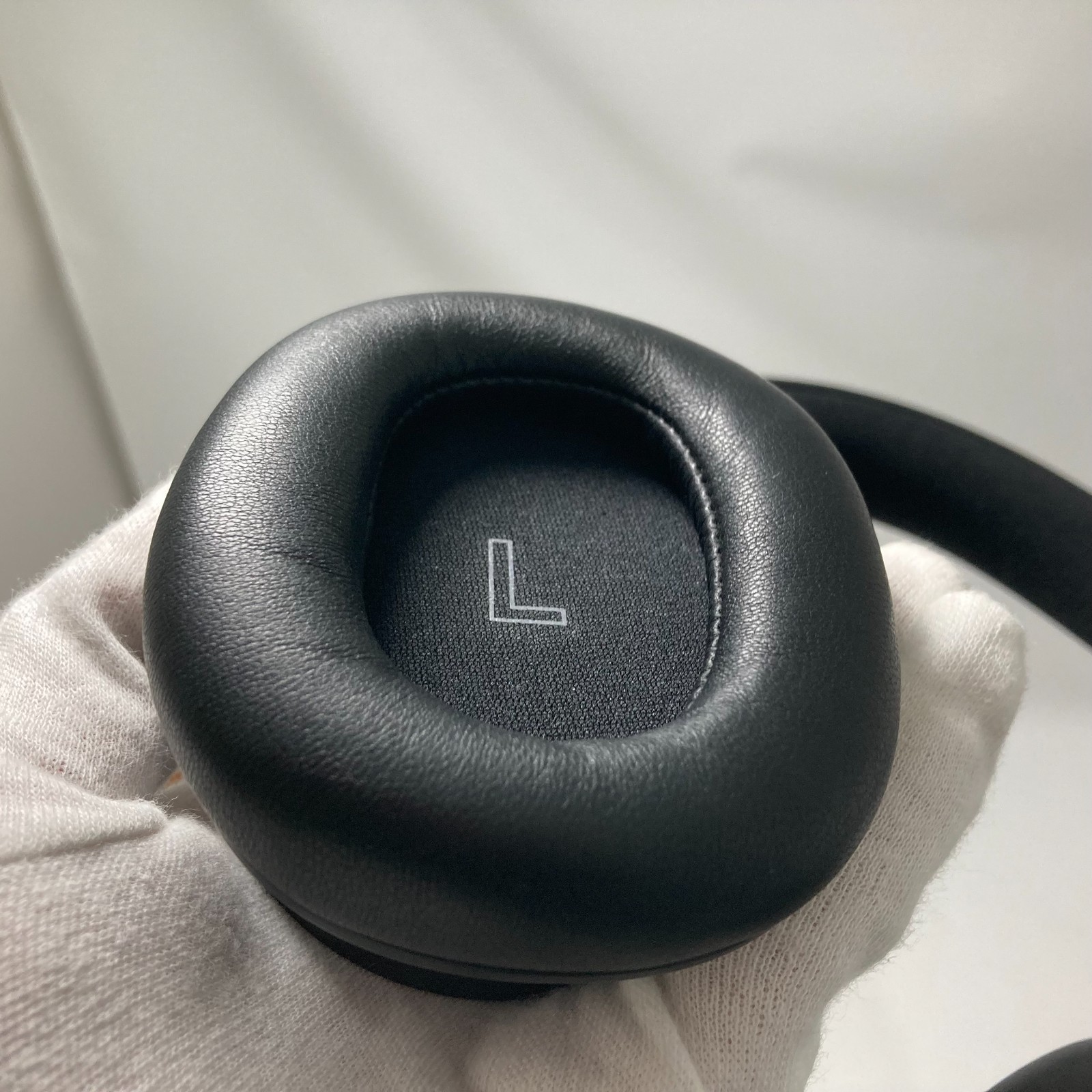 Bang & Olufsen Beoplay H95 Wireless ANC Over-Ear Headphones Titanium 40mm