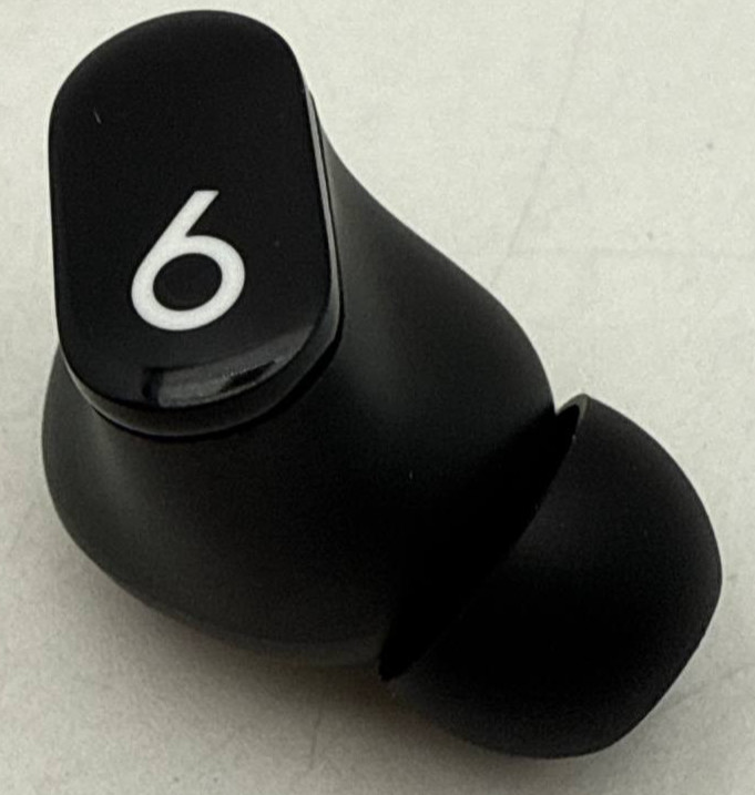 Beats Studio Buds Black Right Earbud Single Replacement Unit True Wireless READ