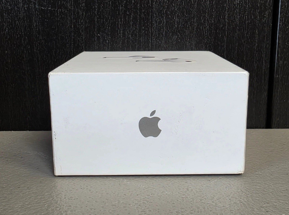 Apple AirPods Pro White In-Ear Wireless Bluetooth Earbuds MFHP4LL/A