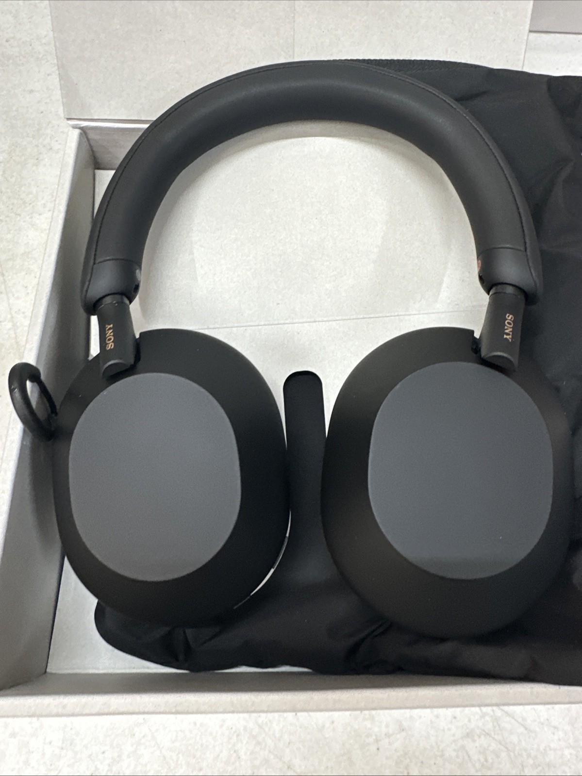 Sony WH1000XM5/SA Wireless Noise Canceling Over Ear Headphones Black / OPEN BOX