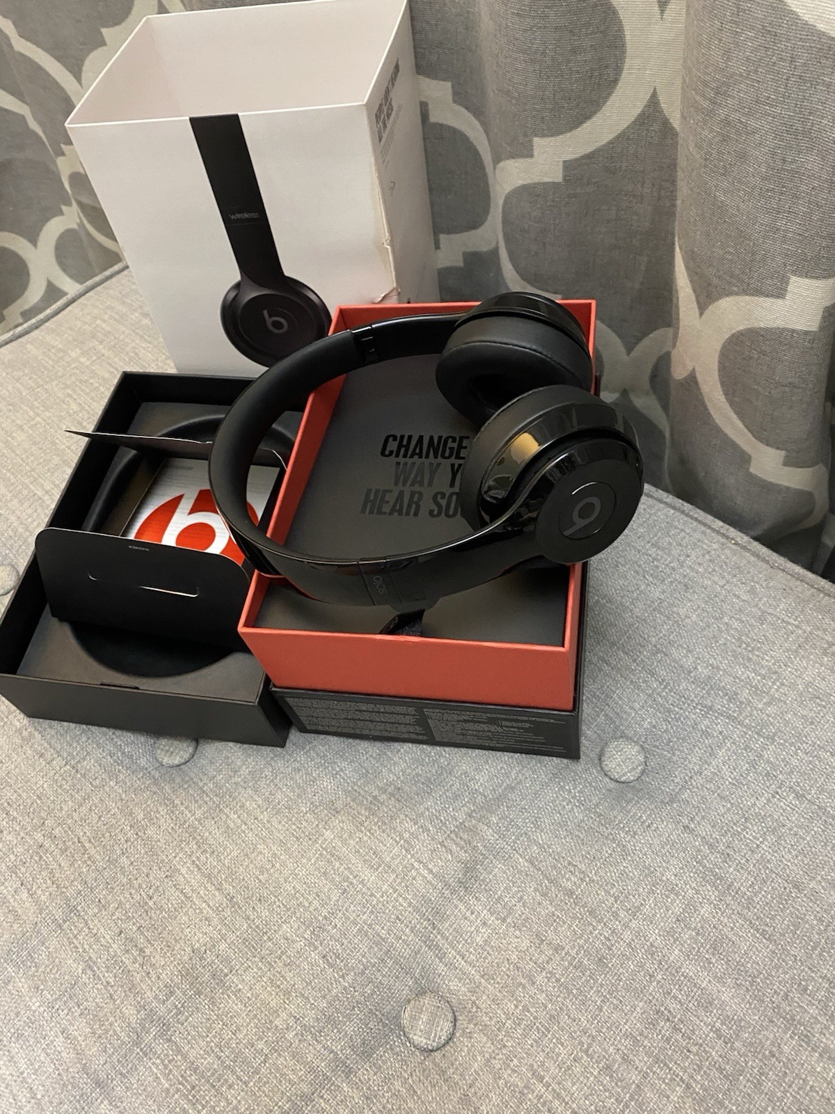 Beats by Dr. Dre Solo3 Over the Ear Headphone – Gloss Black