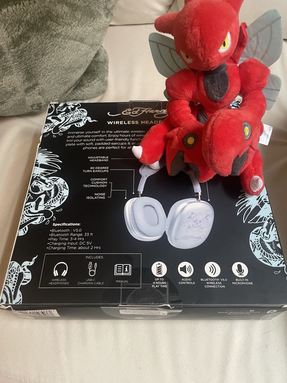 Ed Hardy Wireless Headphones Love Kills Slowly Blue V5.0 Bluetooth New In Box
