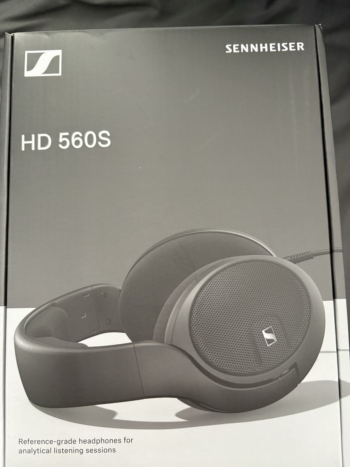 Sennheiser HD 560S Open-back Audiophile Headphones- New & Sealed!