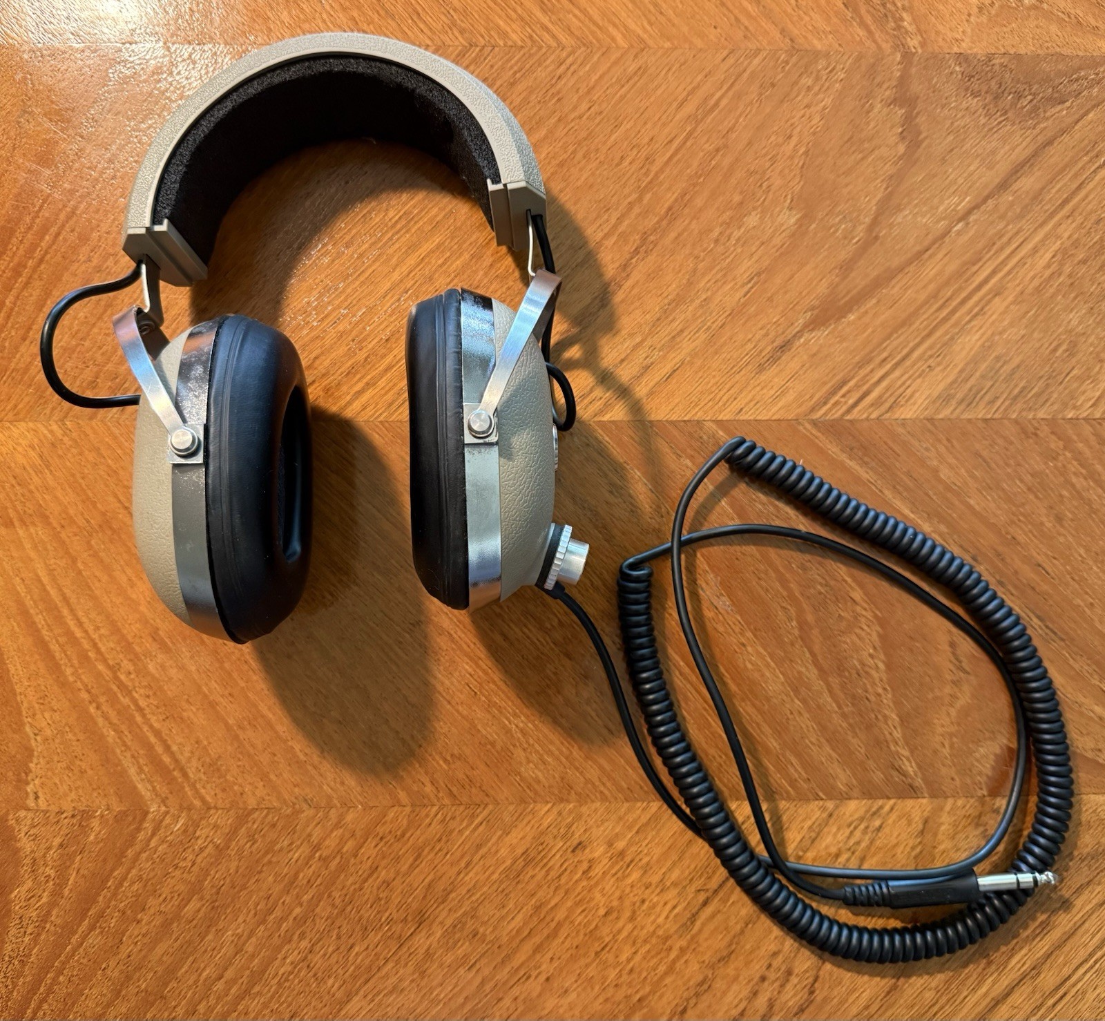 Vintage KOSS PRO4AA Headband Headphones Adjustable Pro 4AA Original