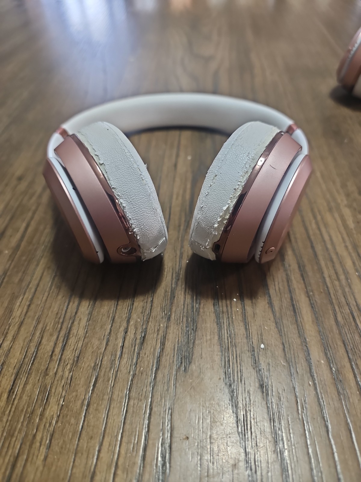 Beats by Dr. Dre Beats Solo3 Wireless On-Ear Headphones – Rose Gold! Works Great