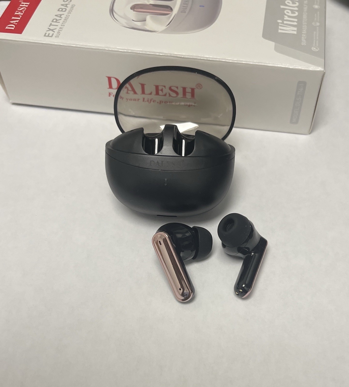 Extra Bass DLS-TM4-1 Black Rose Gold Bluetooth Wireless In-Ear Earbuds