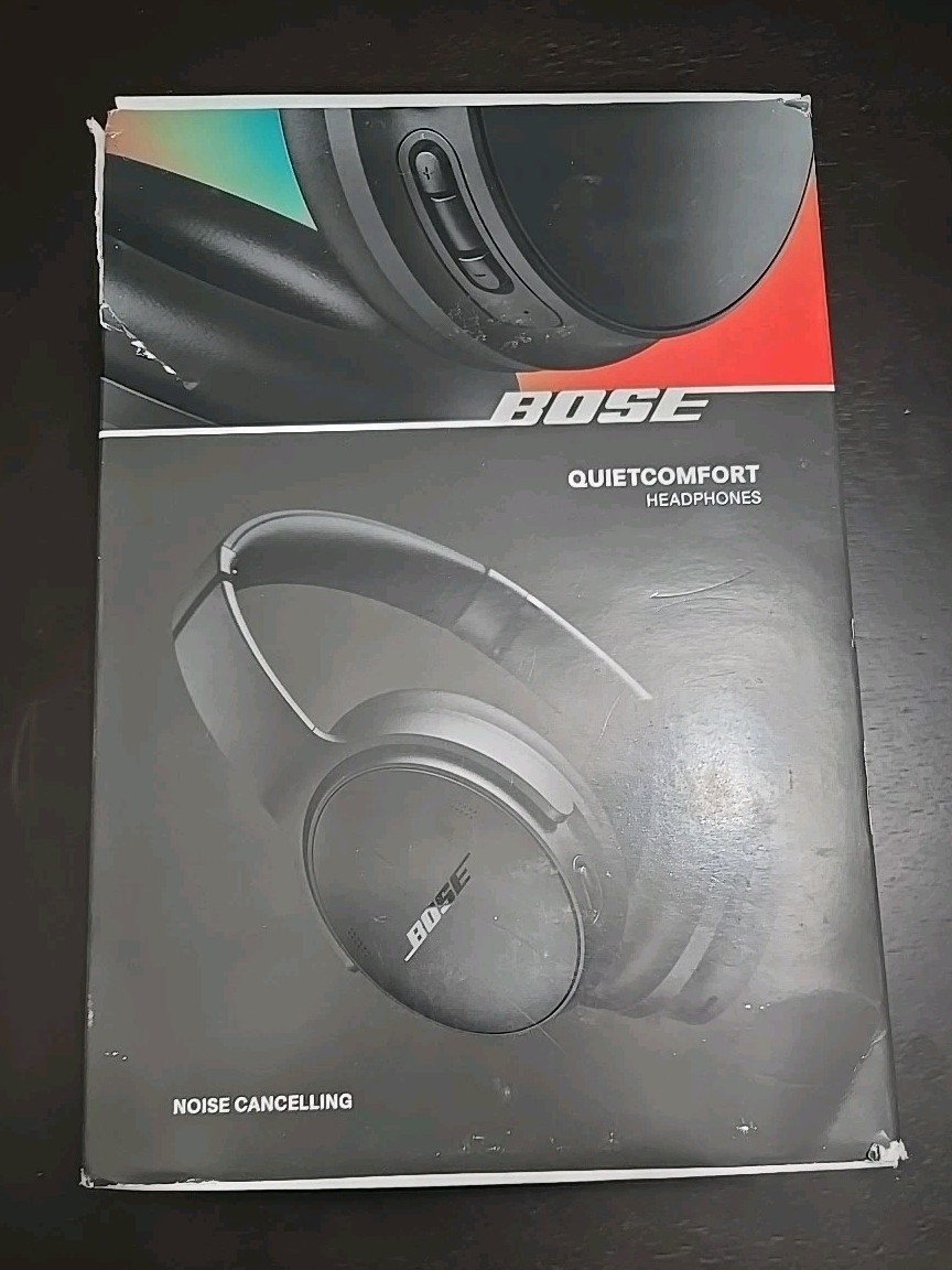 Bose QuietComfort Noise Cancelling Headphones – Black – Open Box